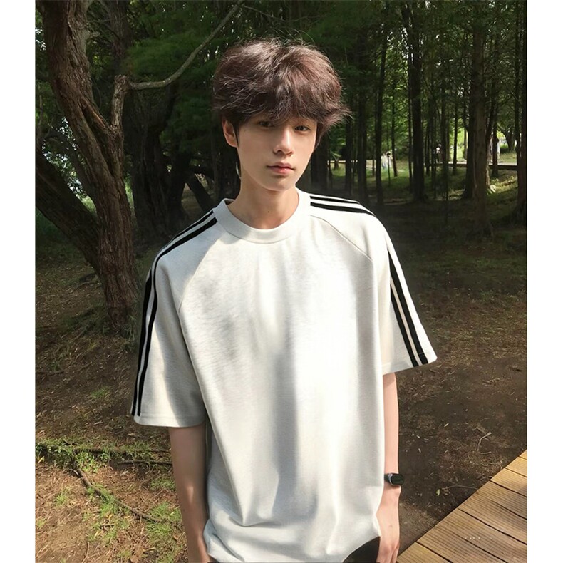 抖音得物高品质二开240克宽松纯棉美式潮牌三条杠织带短袖T恤，男装T恤，电商A486