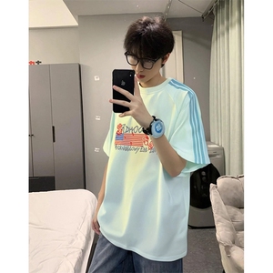 抖音得物品质二开240克宽松纯棉美式潮牌印花三条杠中性风短袖T恤图片