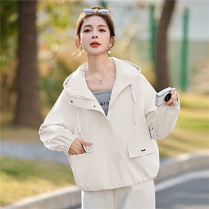 现货！现货12026年春秋新款时尚休闲风短款外套女图片