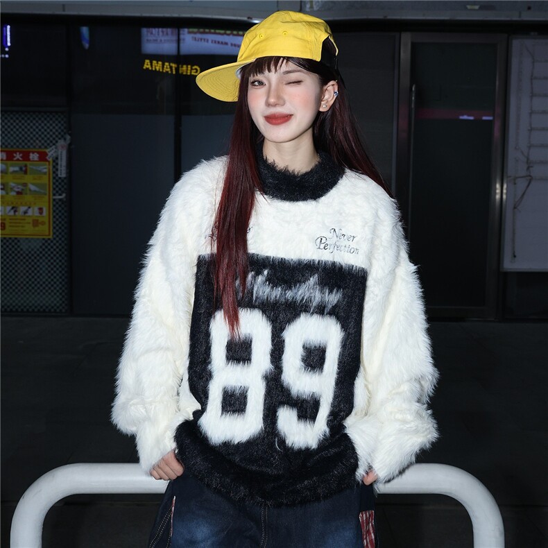 美式数字提花拼色V领毛衣女秋冬潮牌宽松慵懒仿水貂毛针织衫图片