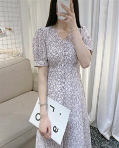 DINO BIENS【现货】 夏季新款 气质显瘦小花连衣裙,女装连衣裙,迪诺比亚