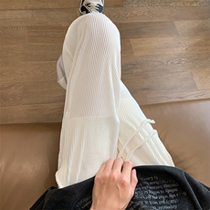 白色