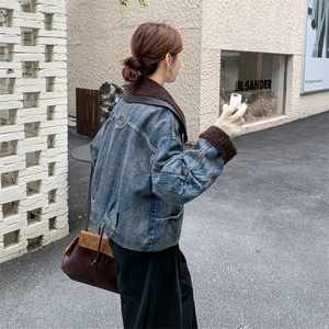 韩系撞色翻领牛仔羽绒服女2025冬季新款高级感气质保暖白鸭绒夹克图片