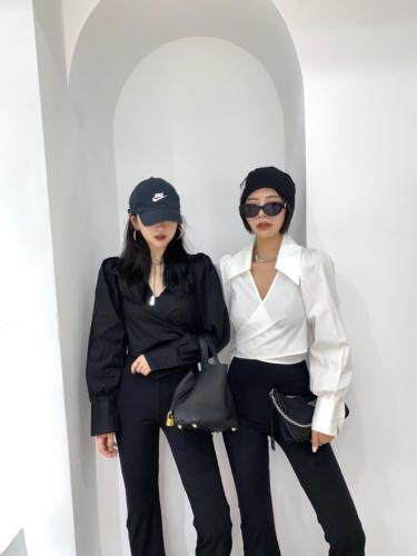 秋季新款韩版纯色长袖衬衫，女装衬衫，邱小姐