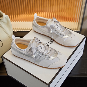 真皮阿甘鞋女2024夏季新款平底运动鞋休闲透气女鞋芭蕾德训鞋潮鞋图片