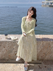 新品现货法式休闲小碎花两件套连衣裙2C271-9607-P165-K268，女装套装/套裙，2C271