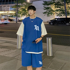 藏青色