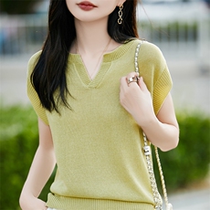 2025年夏季纯色v领针织衫时尚百搭，女装针织衫/毛衣，贝美羊绒