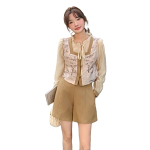 新中式国风印花盘扣马甲短裤套装女2025夏季新款设计感时尚三件套图片