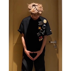 黑色