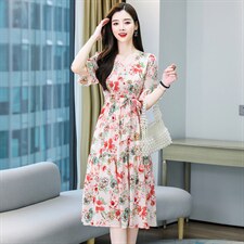 夏装2021新款女气质显瘦松紧腰通勒法式V领复古仙碎花公主连衣裙，女装连衣裙，韩美纤衣