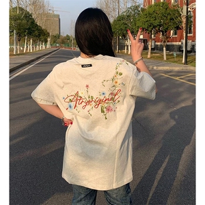 万针全刺绣工艺抖音得物高品质260克重磅纯棉双纱美式高街短袖T恤图片