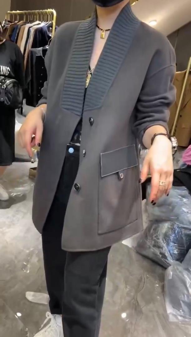 2022新款休闲V领拼毛线羊毛双面呢大衣,女装其它,L·H·X
