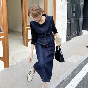 韩版通勤风时髦套装女2025秋季新款复古牛仔马甲上衣半身裙三件套图片