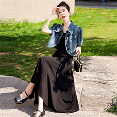 牛仔马甲配黑色连衣裙两件套女夏季穿搭一整套减龄流行漂亮套装裙，女装套装/套裙，意芙