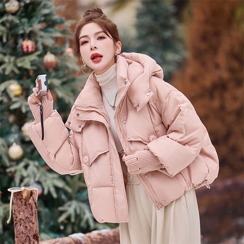 白鸭绒2025年冬季有帽不可拆休闲宽松羽绒服，女装羽绒服，布依丽人