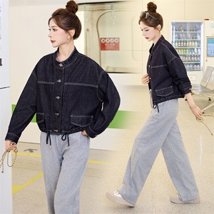 牛仔外套女春秋短款2025年新款设计感休闲宽松立领夹克小个子上衣图片