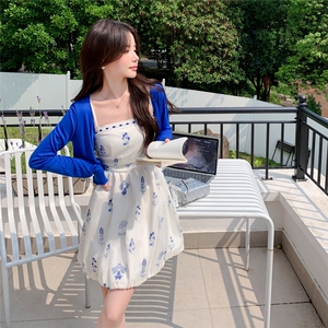 减龄氛围感甜美花苞吊带裙两件套2025年夏季纯色开衫气质绝美套装图片