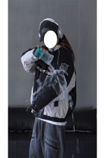 抖音视频截图只展示大货印花立领机车潮牌棉服77950特P85，男装棉衣，星座226-2