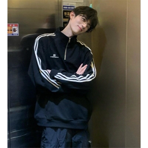 春季条纹翻领男卫衣图片