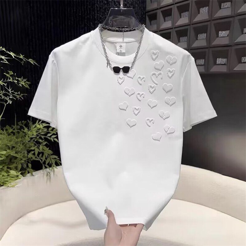 W10077-P35 网图现货  夏季新款潮牌立体爱心钢印休闲短袖百搭T恤图片