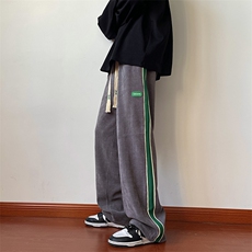 灰色