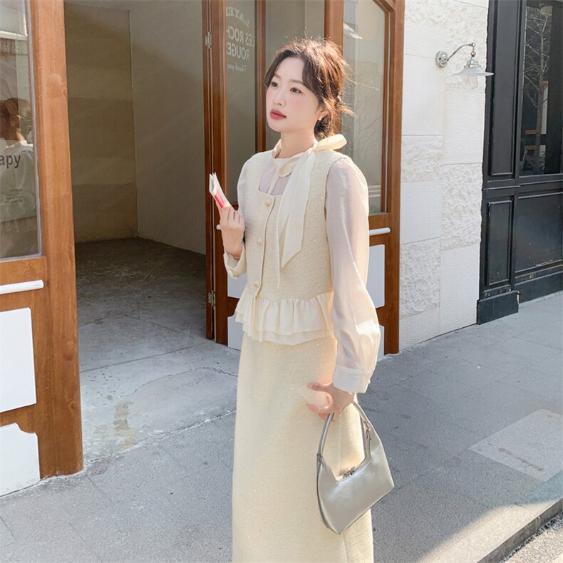 现货-2026年春季新款法式千金感蕾丝裙摆马甲半身裙三件套，女装套装/套裙，霓裳依族