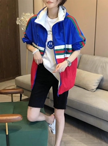 2023春季新品时尚潮流百搭高级宽松显瘦双色拼接连帽外套图片