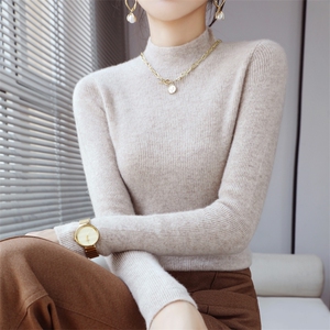 女士秋冬羊毛衫简约休闲舒适显瘦半高领羊毛衫图片