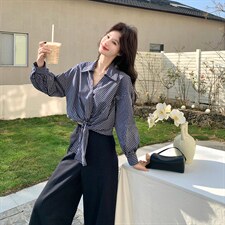 藏青色