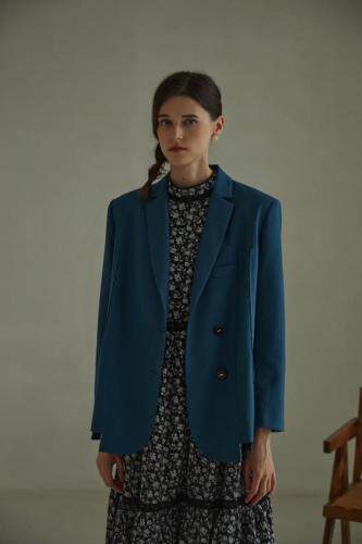 【??秋装新品设计师款毛边西装】，女装西装，DIINTTO地朵