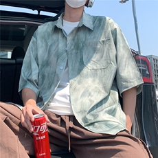 绿色