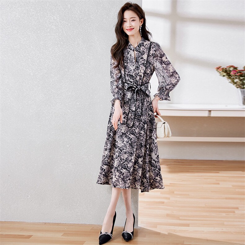 2023春装新款数码印花轻薄气质优雅时尚洋气系腰带连衣裙，女装连衣裙，岚衣(原川流布茜）