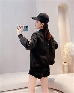 爱特儿风情2021新款外套图片