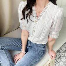 2021夏季V领花边短袖上衣，女装，千衣百顺