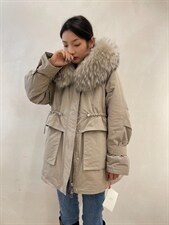 新款羽绒服，女装羽绒服，nimin