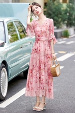 恋慕依尚夏季印花仙气海边度假气质连衣裙，女装连衣裙，恋慕依尚