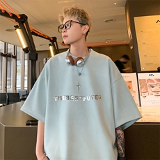 奶绿色