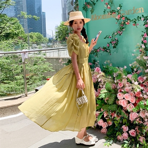 绿色收腰显瘦天丝连衣裙女2023夏季新款法式温柔轻熟风气质桔梗裙图片