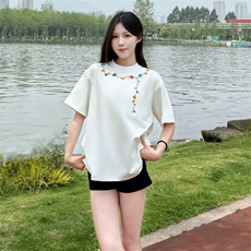 白色