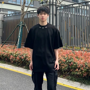 痞帅金属纽扣装饰设计感短袖T恤男夏季cleanfit宽松垫肩潮牌半袖图片