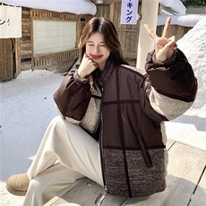 现货拼色羽绒服女冬短款小个子2025年新款今年流行设计感小众拼接，女装羽绒服，琦鑫阁（原依鑫阁）