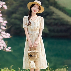 法式碎花天丝连衣裙女夏2025新款收腰RF2C290-5830#-P110-K188，女装连衣裙，蝶眷