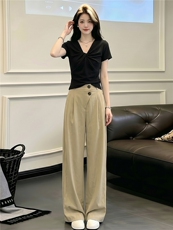 欧韩时尚套装女夏新款黑色V领扭结设计短袖上衣弯刀休闲裤两件套，女装套装/套裙，江南