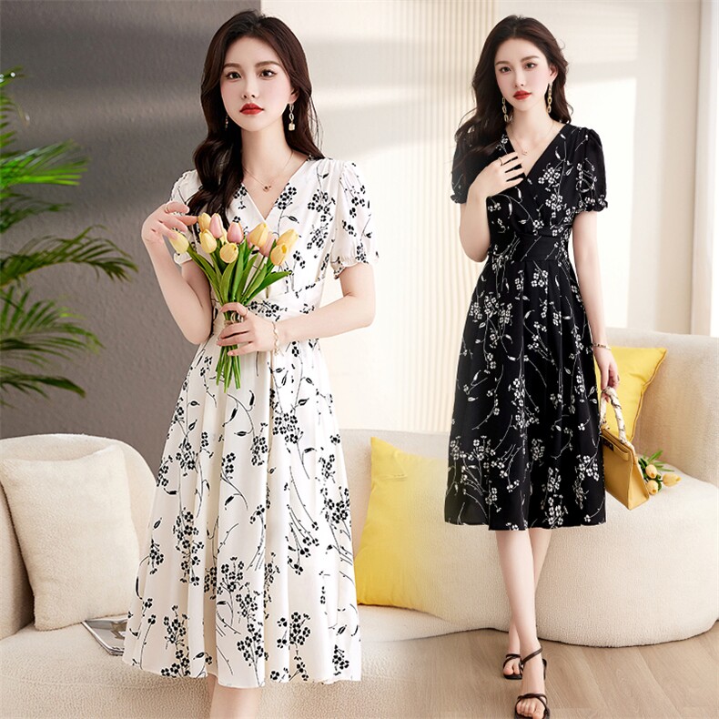 雪纺连衣裙夏季2025新款衣服大码女装高级感高端精致气质碎花裙子，女装连衣裙，罗得堡