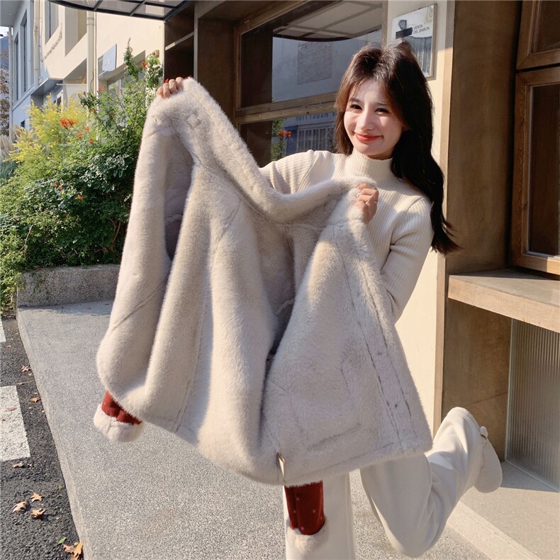 红色麂皮绒印花皮毛一体加厚棉服H8380P215K328,女装棉衣/棉服,红龙果
