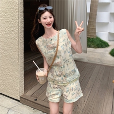 新中式国风碎花无袖马甲短裤套装女夏巨好看小众不撞款两件套通勤，女装套装/套裙，维壹