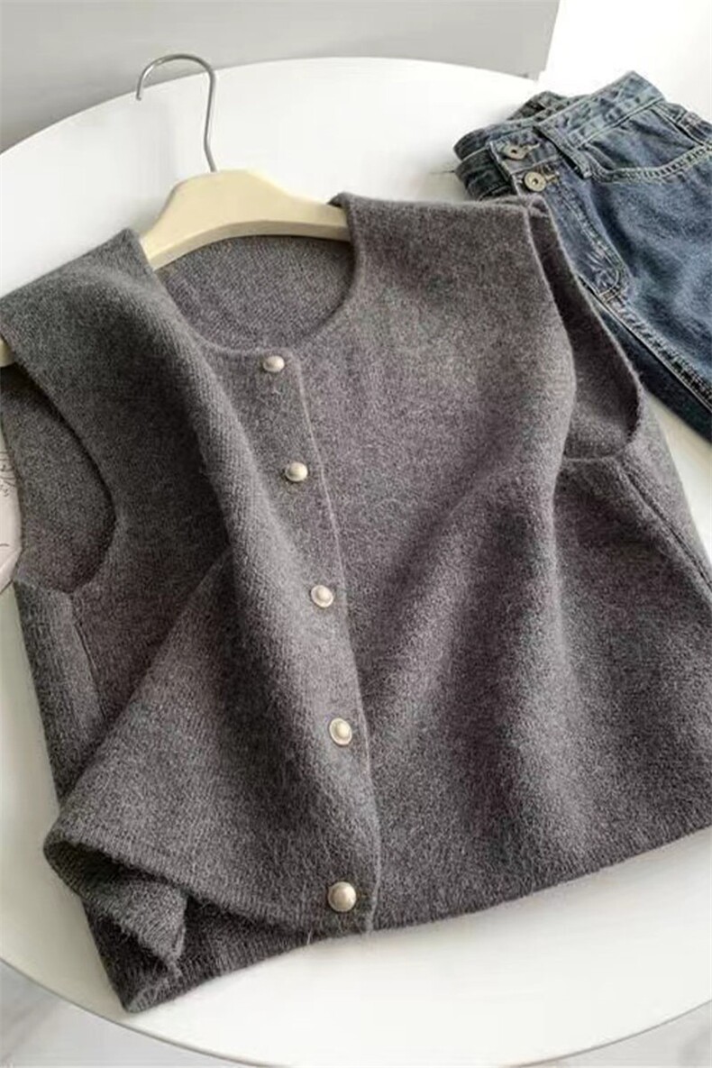 法式复古小金扣圆领针织宽松温柔韩系马甲,针织衫/毛衣,萱芳婷羊绒