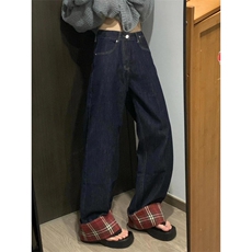 红色