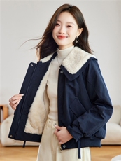 现货！2025年冬季新款娃娃领棉衣女短款时尚保暖棉服加绒加厚外套，女装棉衣/棉服，沐七七